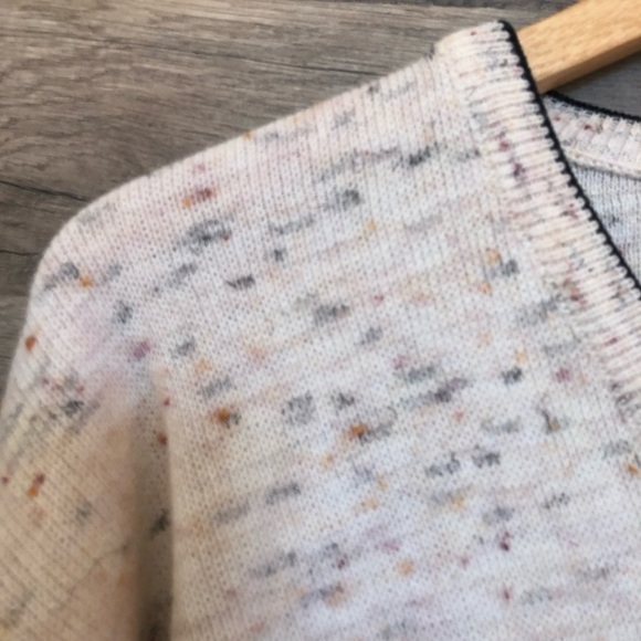 Vintage Italian Wool Knit Loose Fit V-Neck Pullover Sweater Medium - Picture 3 of 10